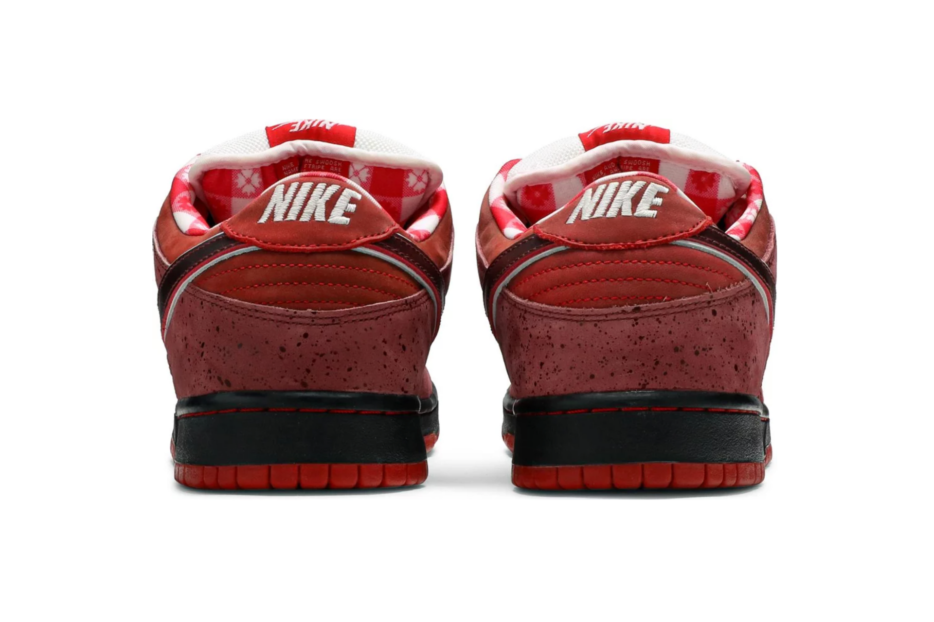 NIKE DUNK LOW PREMIUM SB RED LOBSTER (LIKE NEW)