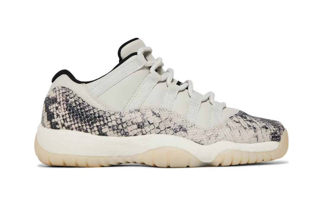 JORDAN 11 RETRO LOW LIGHT BONE SNAKESKIN GS