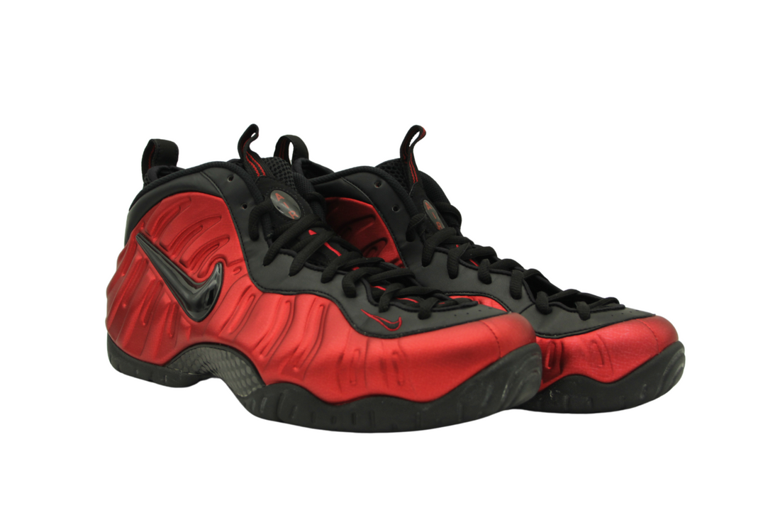 NIKE AIR FOAMPOSITE PRO UNIVERSITY RED (LIKE NEW)