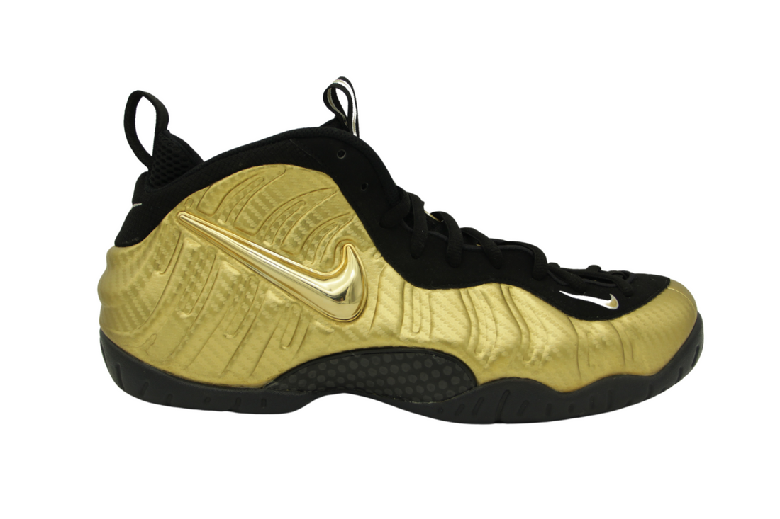 NIKE AIR FOAMPOSITE PRO METALLIC GOLD (LIKE NEW)